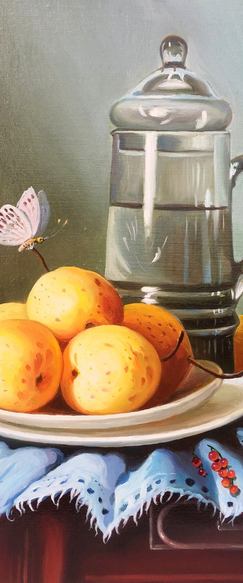 Glass jug by Olena Romanenko