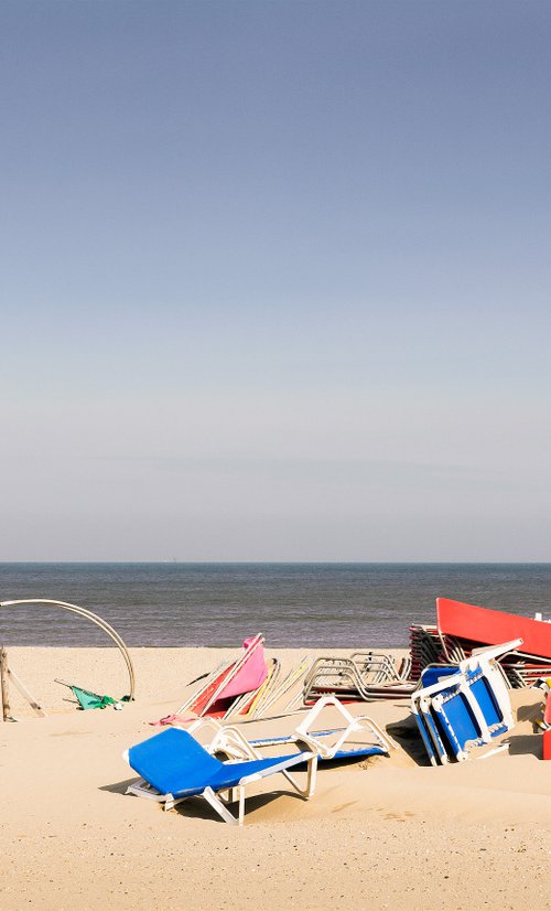 Den Haag Beach Off Season I by Tom Hanslien