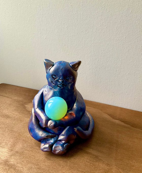 CLAIRVOYANT CAT