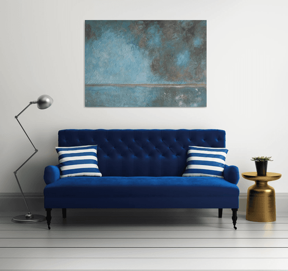 Whisper of the horizon