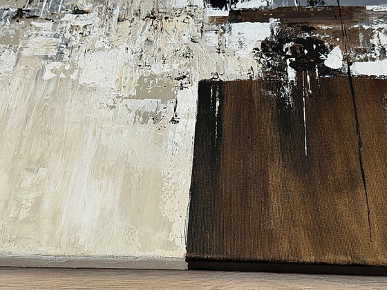 Balance of Contrast Brown Grey