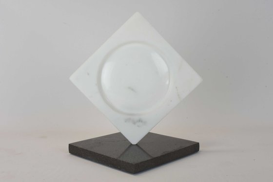 CIRCULAR LIGHT I I I