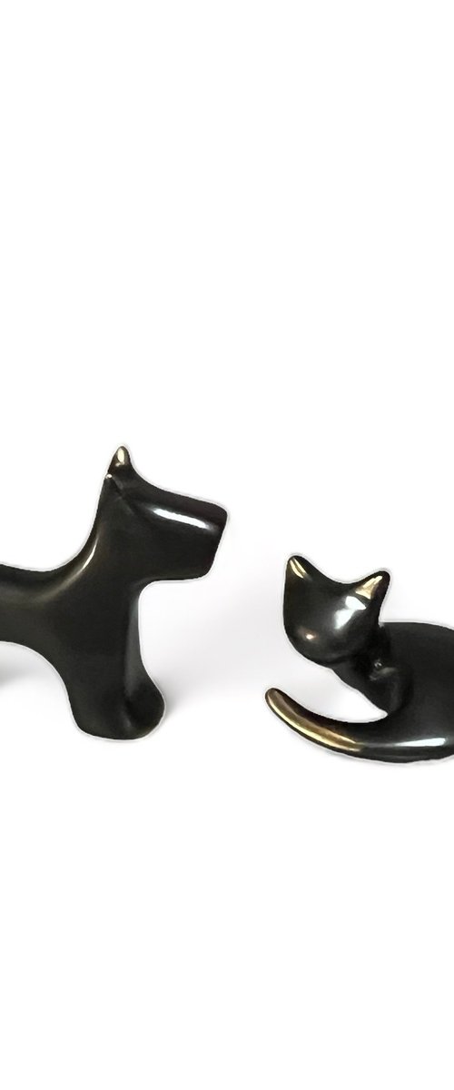 Cat and dog to go with the custom families by Yenny Cocq