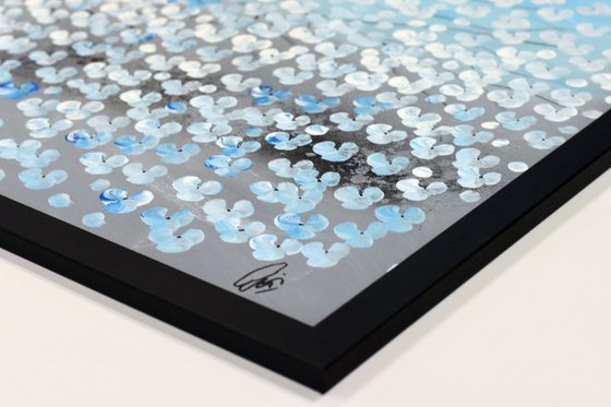 Blue Blossom Light