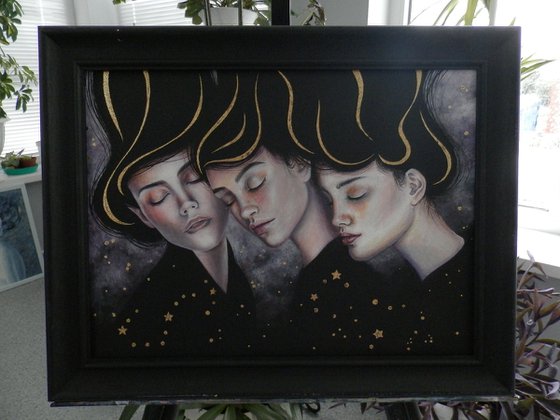 Daughters of the Universe | 30*40 cm | portrait of sisters