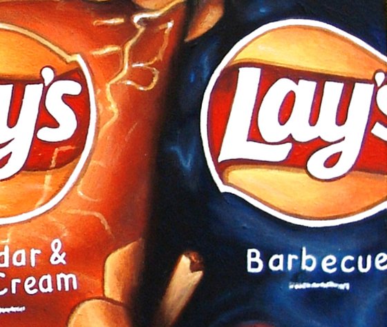 Lays Cheddar & Sour Cream