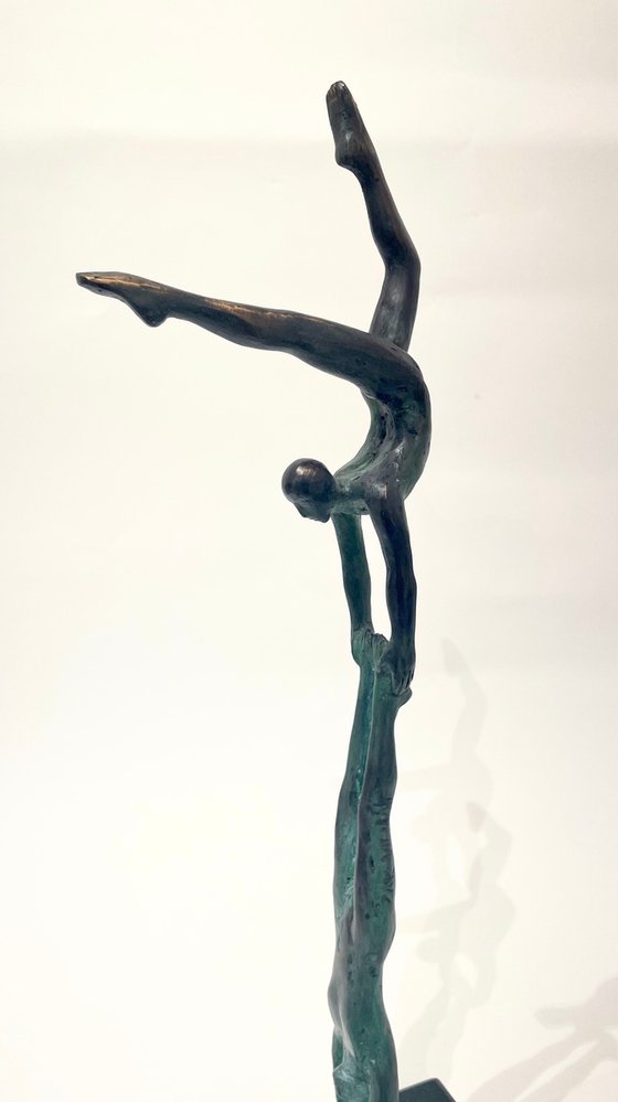 Acrobats Balance, no.VII/VIII