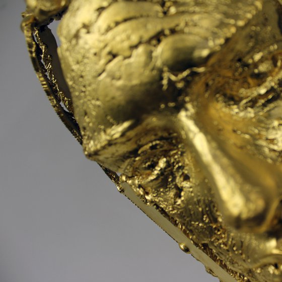 Kouros Icar - Gold bronze lace face head man