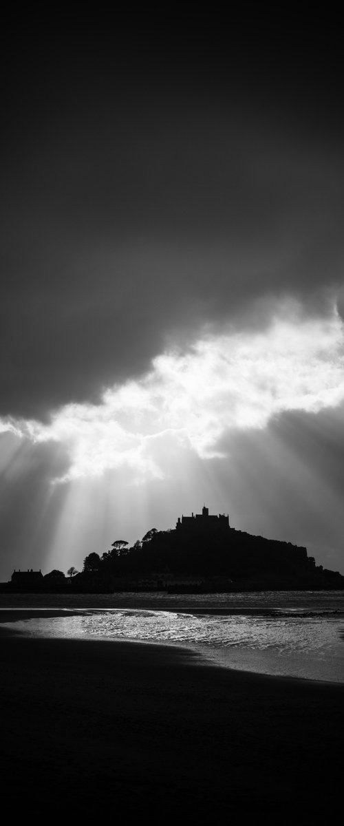 St Michaels Mount Sunrays by Paul Nash