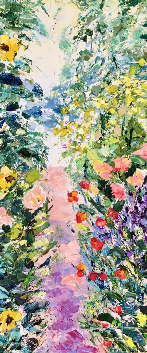 Garden path by Vilma Gataveckienė