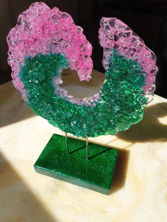 Emerald glass wave, 3D Crushed glass sculpture, Unique gift, Home Decor, Luxury art, Glass Epoxy sculpture, Standing sculpture bilateral