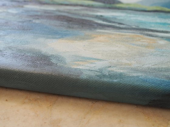 Seaview, Stepping Out