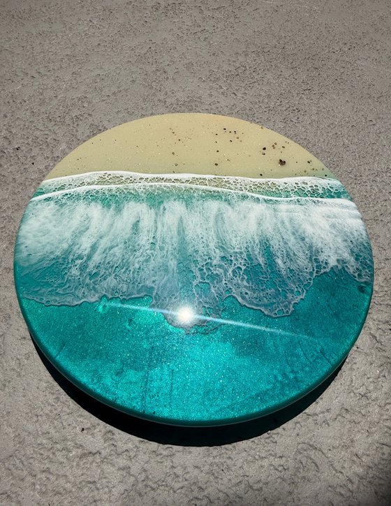 Round ocean #111