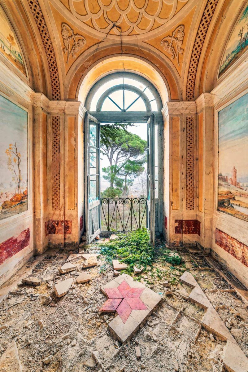 Photorealistic Cityscapes Photograph By Michael Schwan, 13 X 19", 43°17