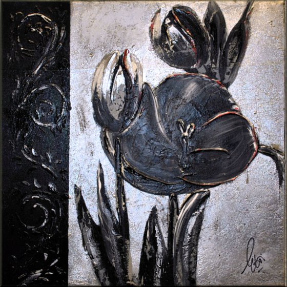 Noir Bloom