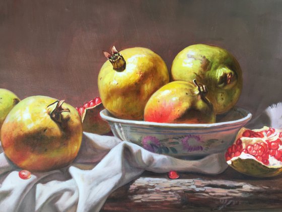 Still life:Pomegranates on the table