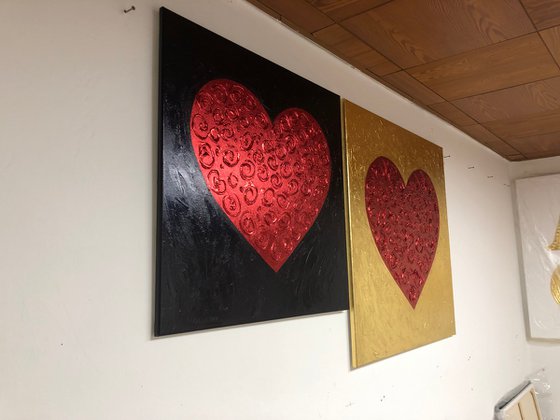 Red Heart on gold