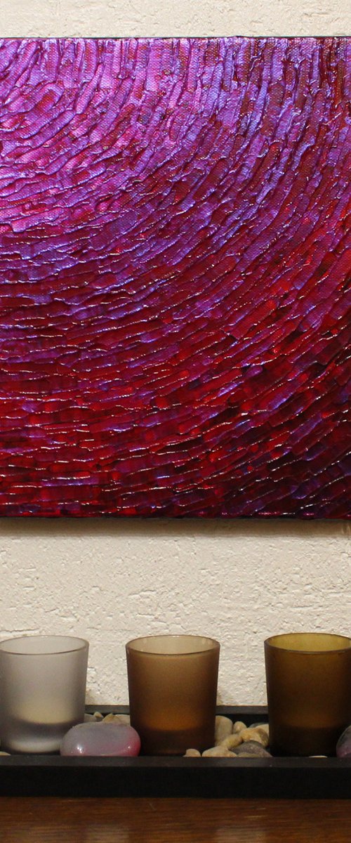 Quarter of red pink shine by Jonathan Pradillon