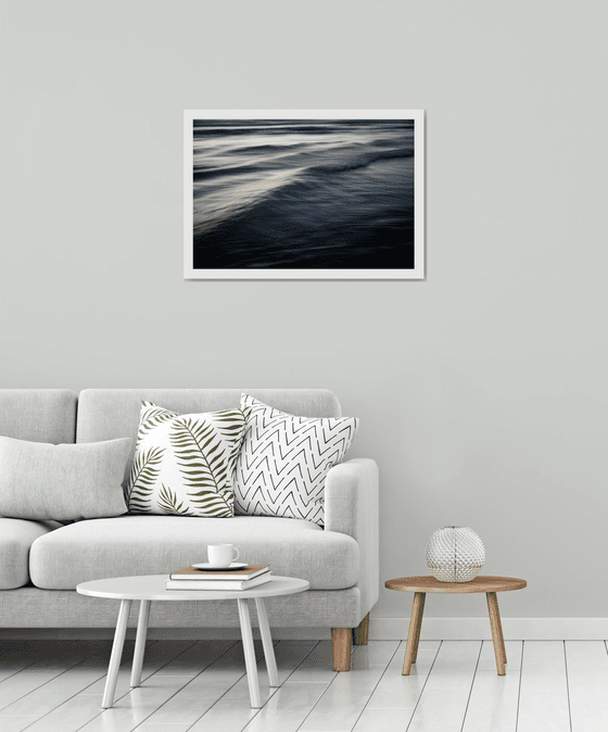 The Uniqueness of Waves XXXIII | Limited Edition Fine Art Print 1 of 10 | 75 x 50 cm