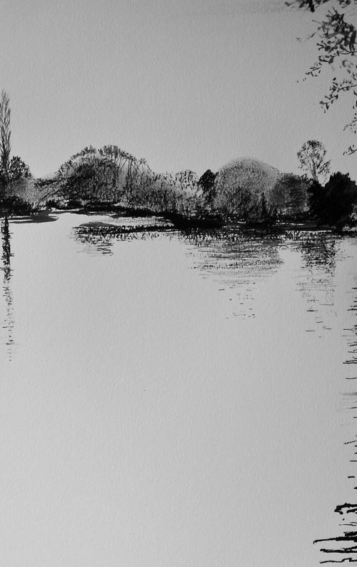 Estate Lake 8 by Simon Jones