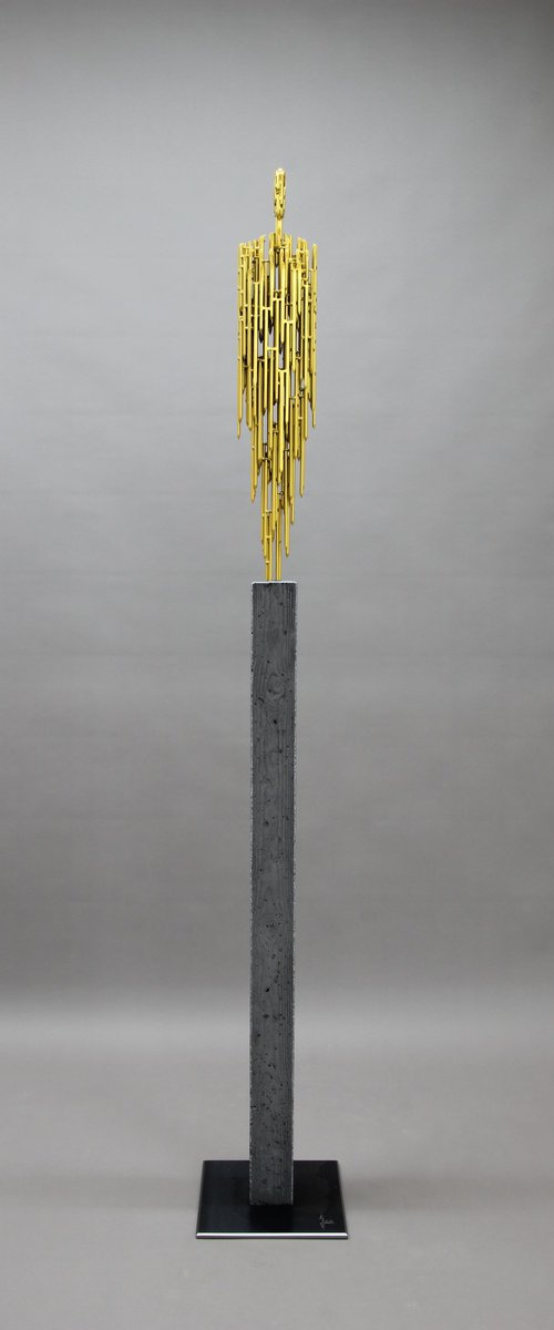 human nails XXIII by Manfred Hellweger