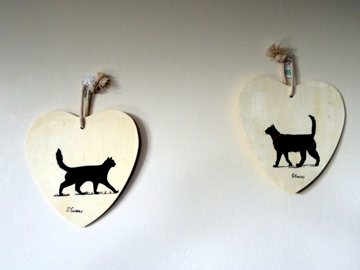 A PAIR OF PAINTINGS ON A WOODEN HEART. Red collar and High tail by Graham Evans
