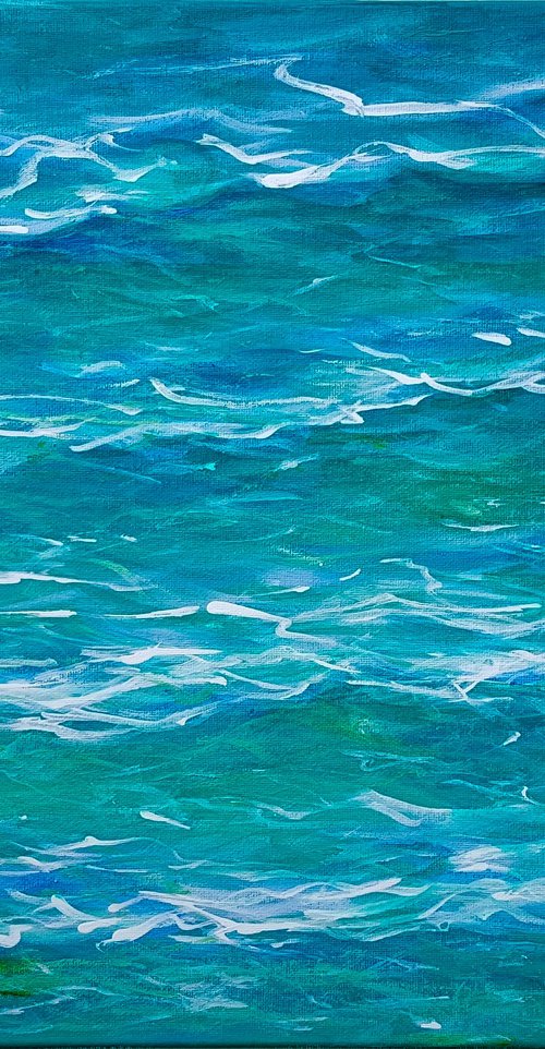 Ocean Waves by Galina Victoria