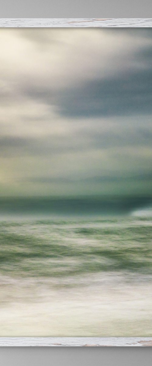 The turning sea by Karim Carella