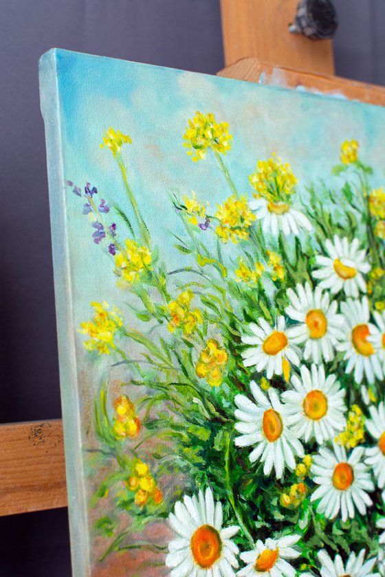 Chamomile in a vase by Vera Melnyk (Original Oil Painting Gift for nature lovers)
