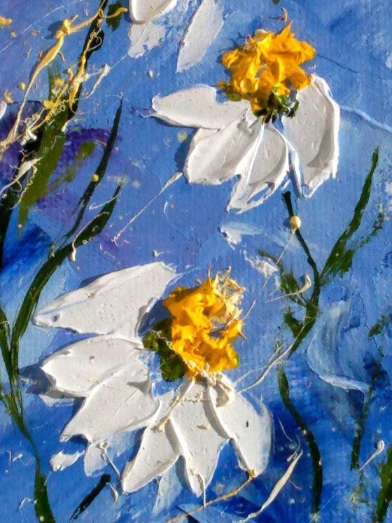 Daisy Painting Floral Original Art Flowers Oil Impasto Pallete Knife Painting Small Home Wall Art 6 by 8" by Halyna Kirichenko