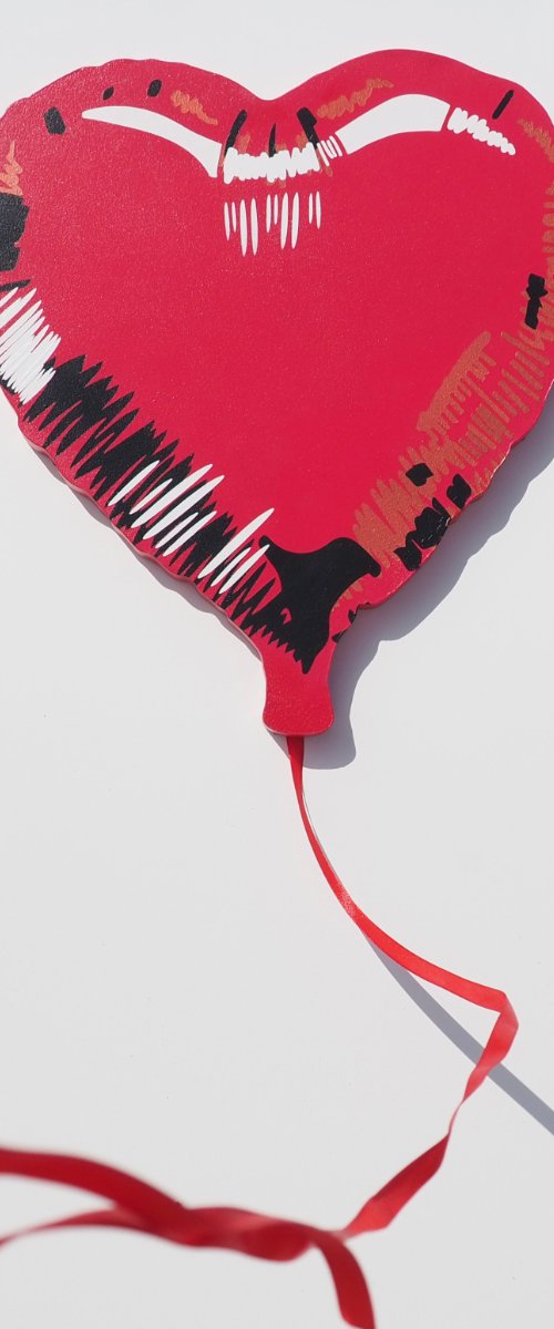 Floating Balloon by Show Pony