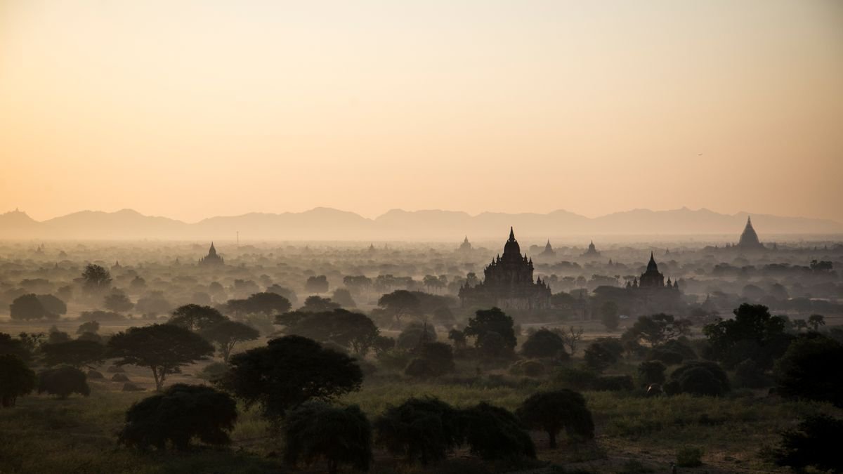 Foggy Sunrise in Bagan II (XL) by Serge Horta