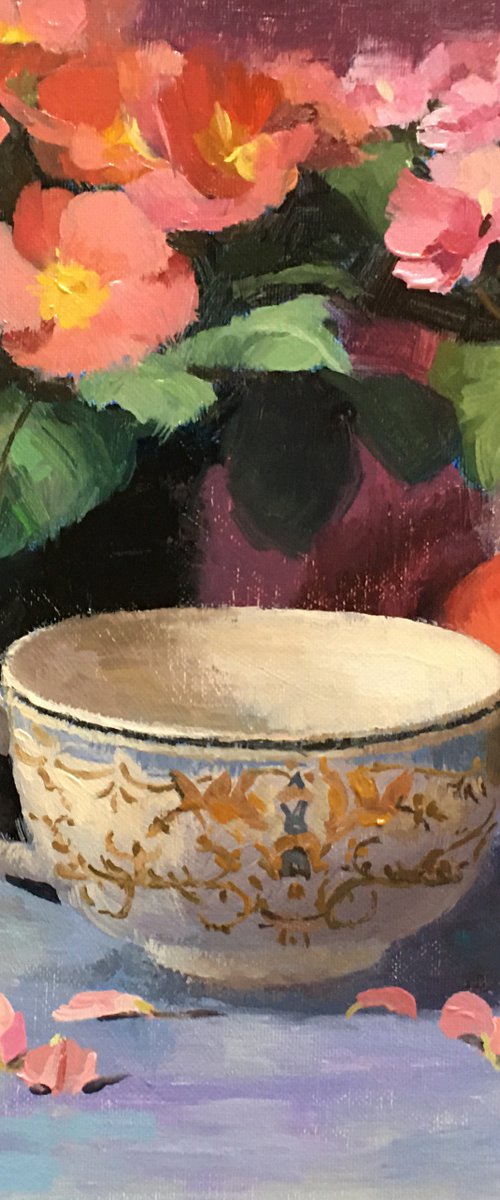 Still Life with Promroses by Ling Strube