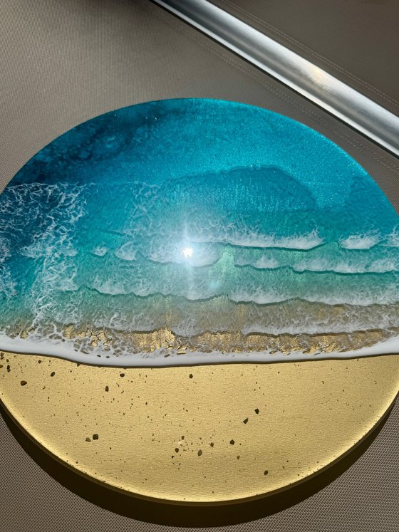Round ocean #108