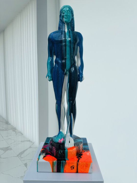 Kouros Reborn