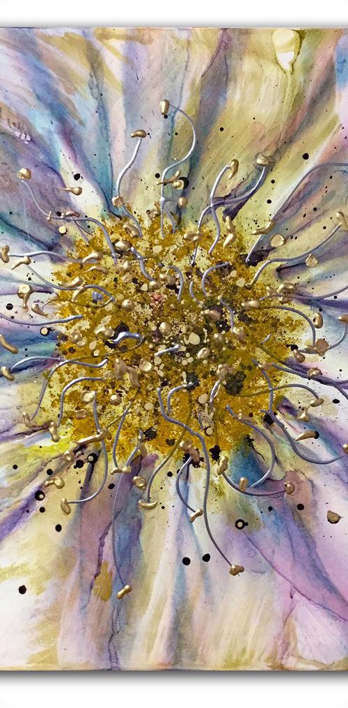 Whispy Flower 1 by Carol Wood