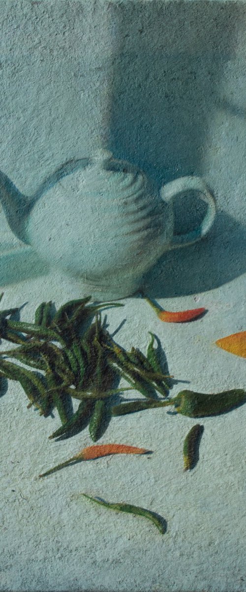 The Teapot  and Chili Peppers by Andrejs Ko
