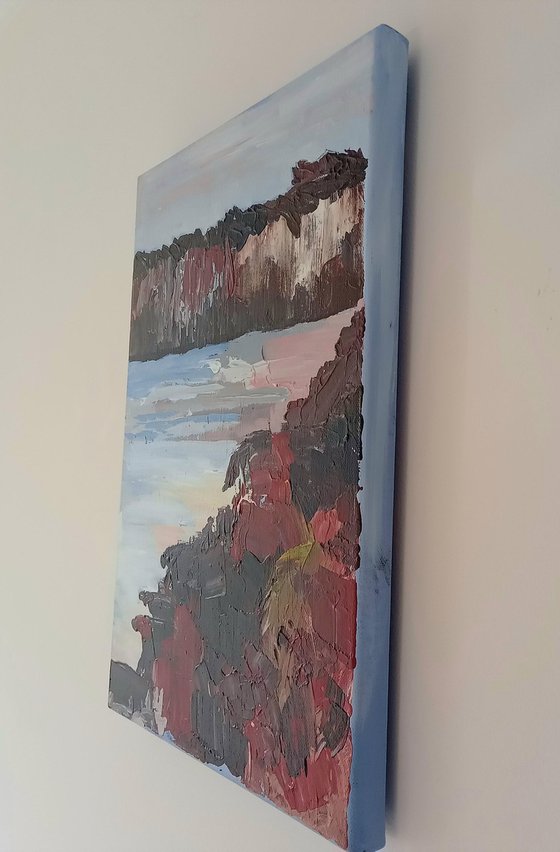 Beach and rock cliffs at Torbay