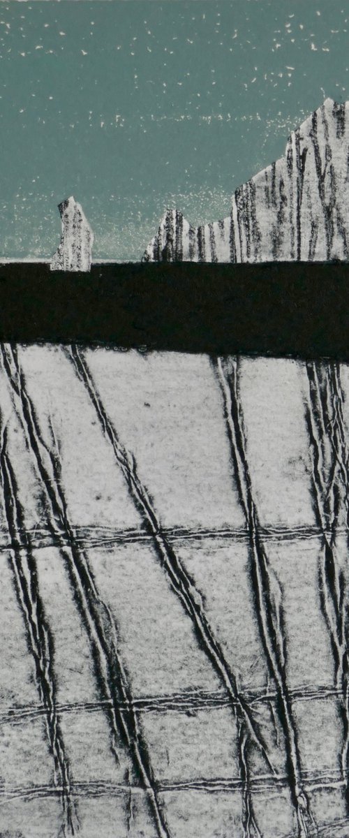 Singing Ice by Sue  Roe