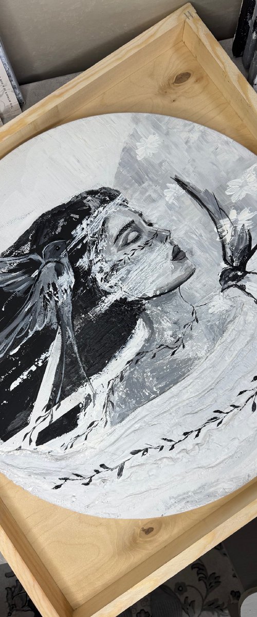 Monochrome muse (the Space Within) by Dina Telesheva