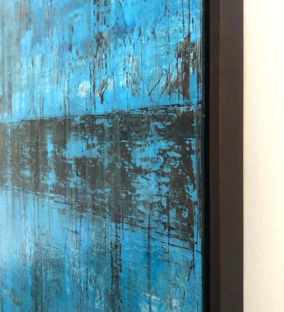 SANCTUARY IN BLUE 94 X 94 X 5CM