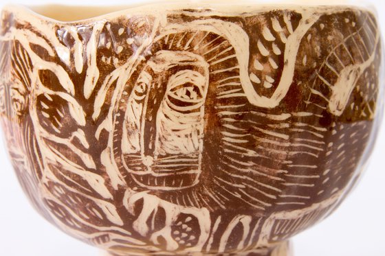 Ceramic bowl "Lions" 11x10 cm / 4.33х3.93 inch