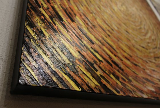 Large cream copper radiance