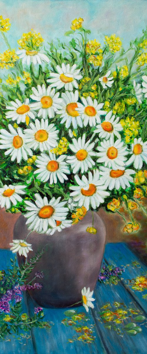 Chamomile in a vase by Vera Melnyk (Original Oil Painting Gift for nature lovers) by Vera Melnyk