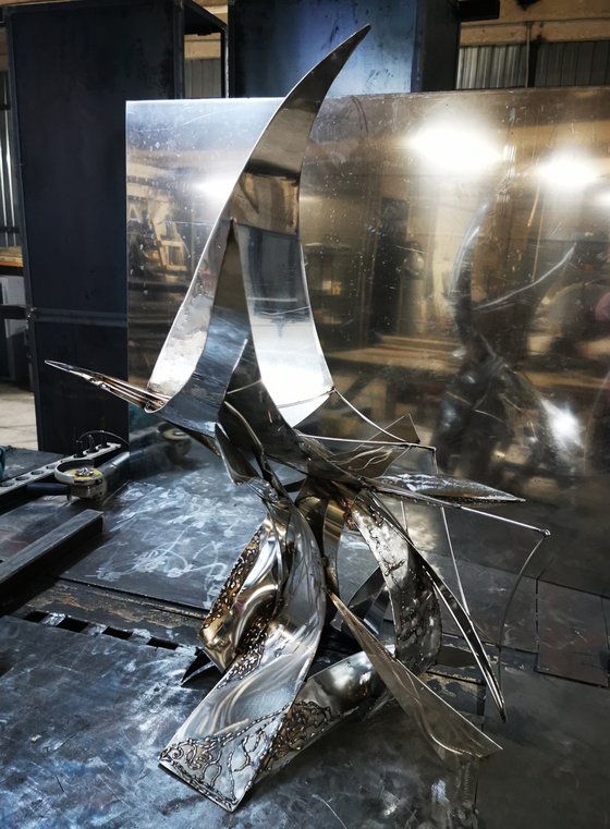 Stunning stainless steel welded large scale sculpture Space bird about flying brutalist deconstructivism by master Kloska