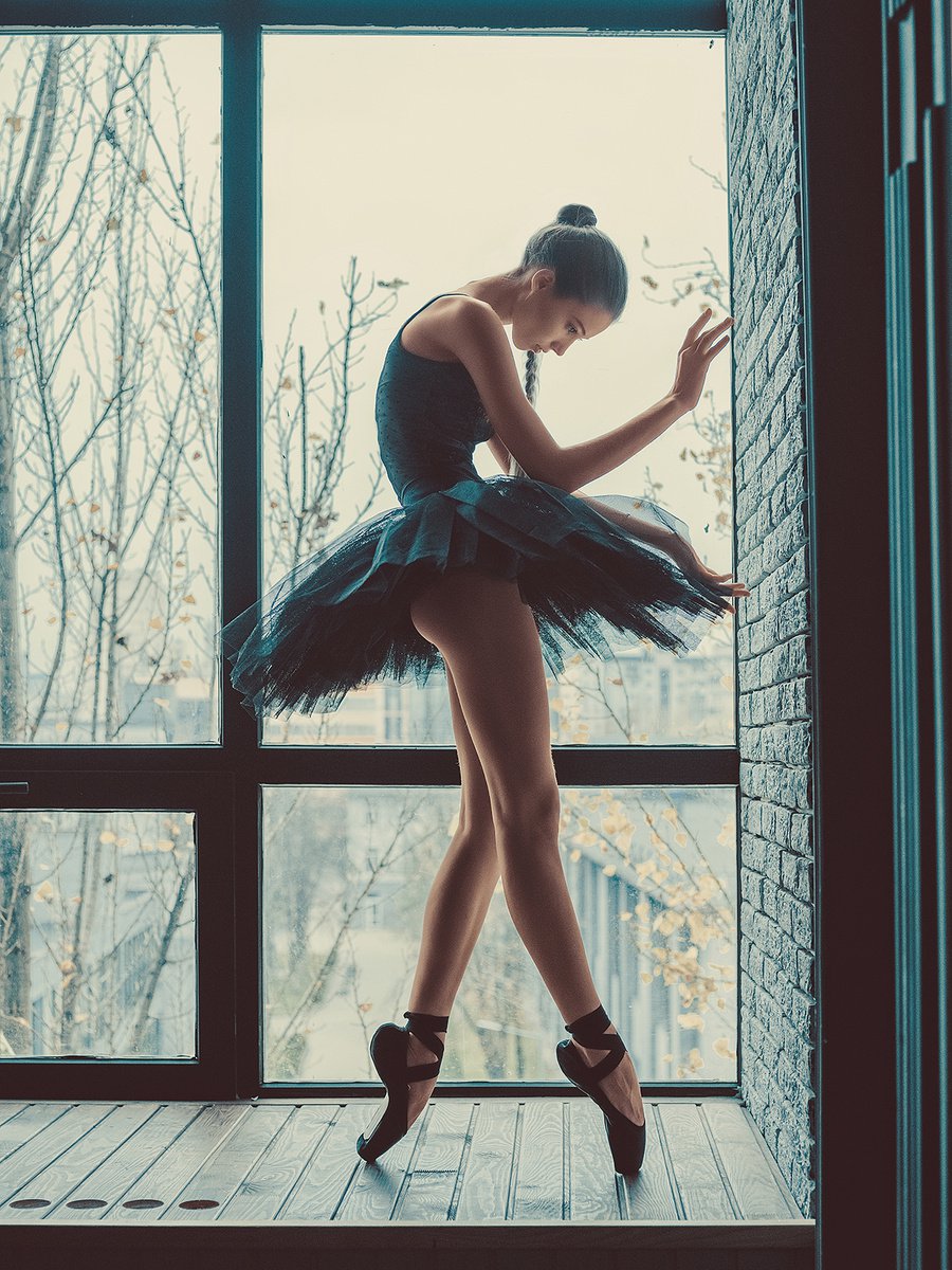 Photorealistic Portrait Photograph By Dan Hecho, 24 X 35, Serafima, Original Artwork