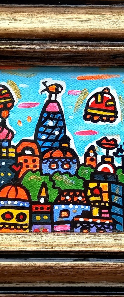 Little Beauty London by Maria Luisa  Azzini