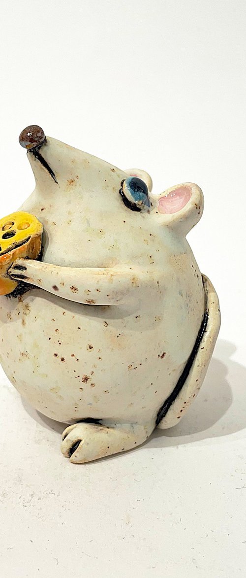 White Charming Mouse by Viktor Zuk
