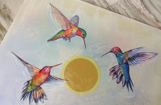 Shining Sun and Hummingbirds