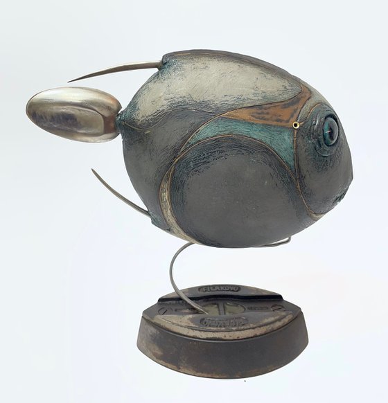 Elegance in Aqua Veil